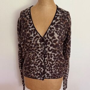 360 Cashmere sz S Brown tan Leopard Cardigan v neck button front great condition